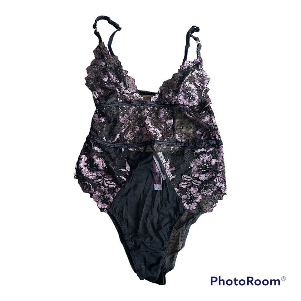 Floral lace bodysuit